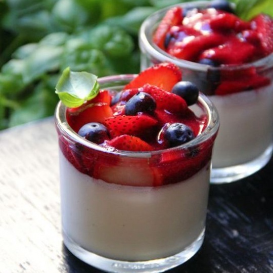 Basil Panna Cotta strawberries and black pepper soup